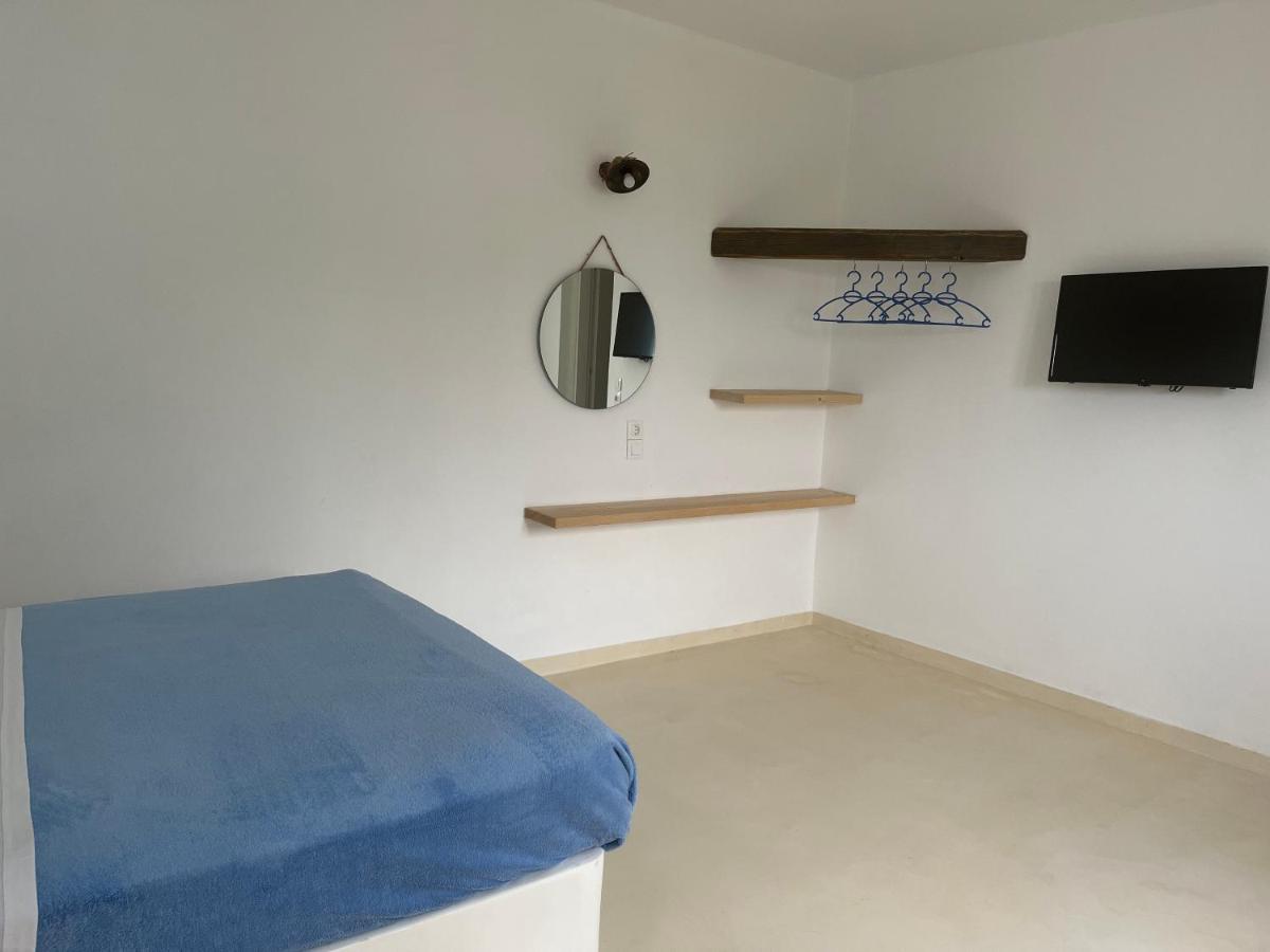 Sakas Residences Karterádos Eksteriør bilde