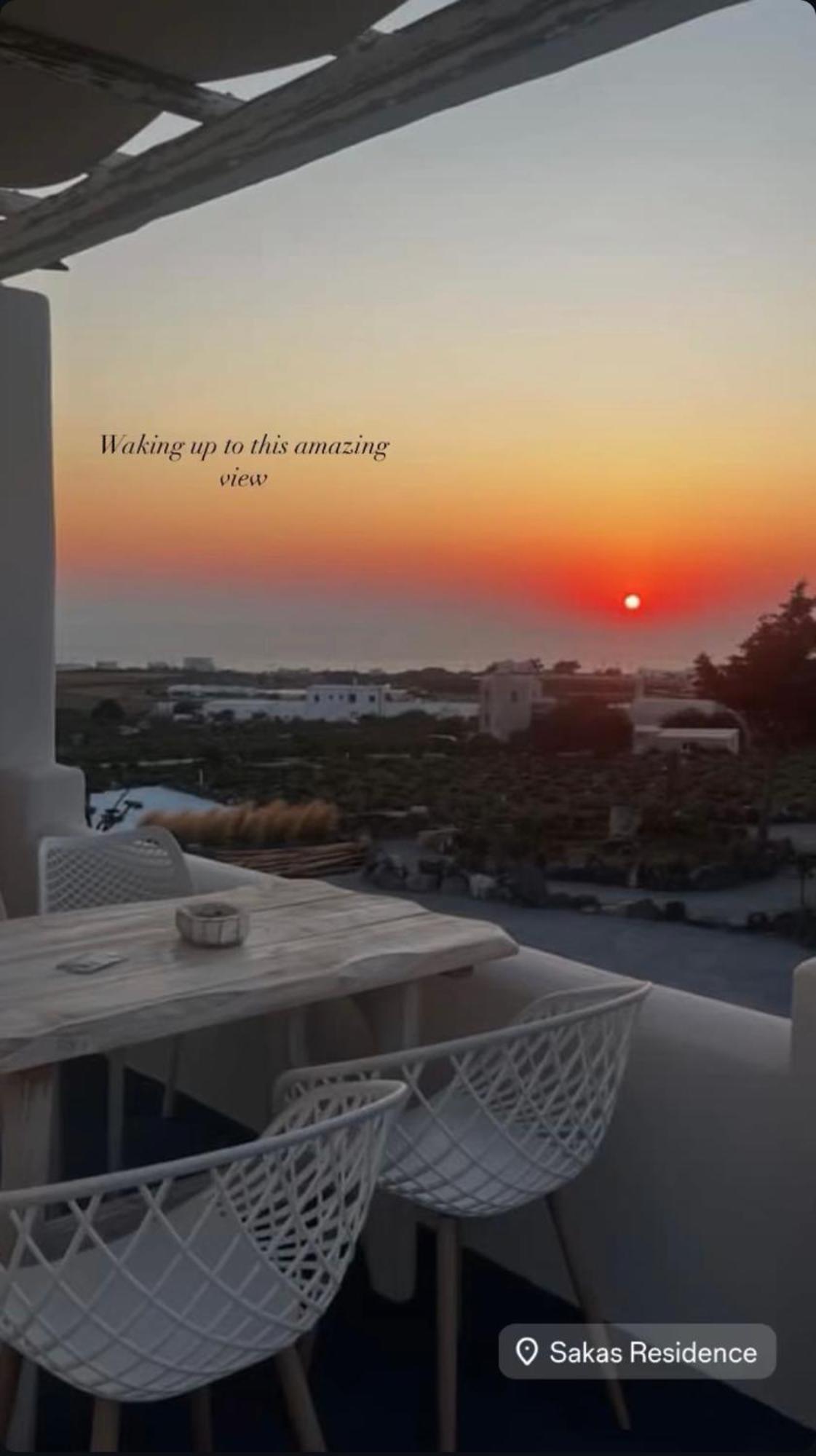 Sakas Residences Karterádos Eksteriør bilde